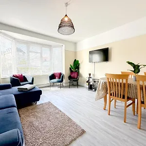 3 Bedroom - Parking Apartment
