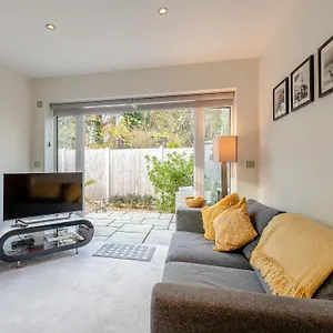 Solsken , Bournemouth United Kingdom