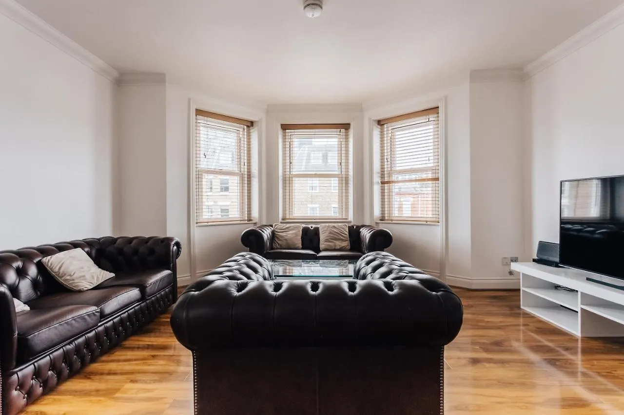 Top Quality Beach Front Apartment Sleep Up To 7 Guests Bournemouth 0*,  United Kingdom